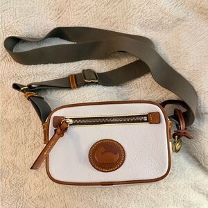 Dooney and Bourke 3.0 All Weather Leather Camera Bag